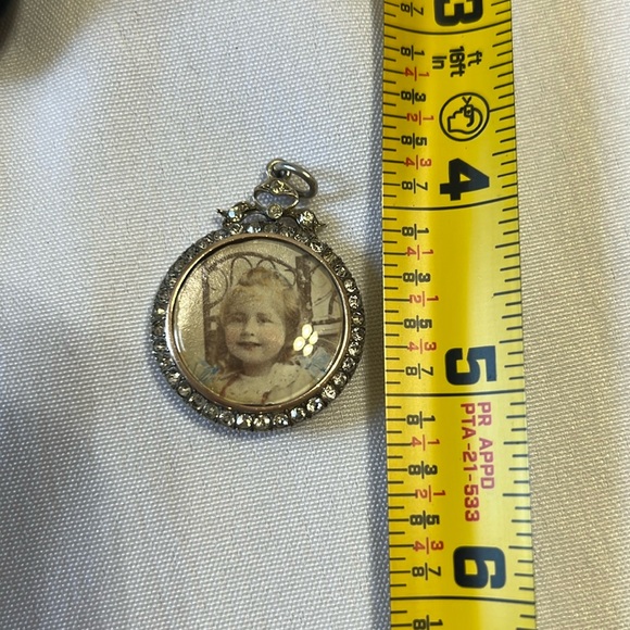 Antique Edwardian 900 Silver Double Side Portrait Locket Pendant - Picture 5 of 16